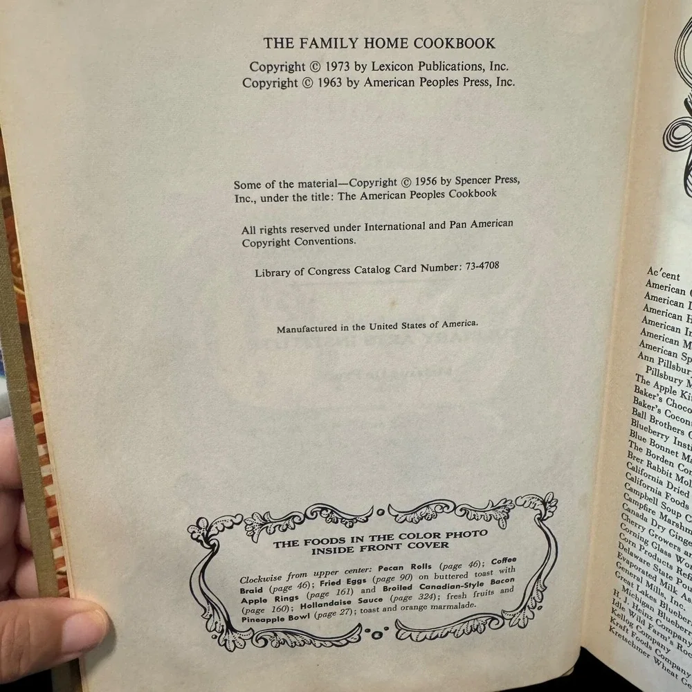 The Family Home Cookbook American Peoples Cookbook‎ 1973 Hardcover Vintage
